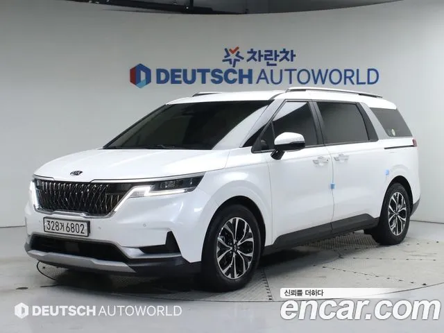 Kia Canival 2021 — photo 1