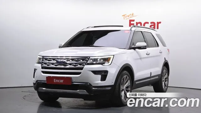 Ford Explorer 2018 — photo 1