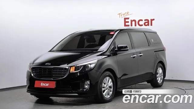 Kia Canival 2018 — photo 1