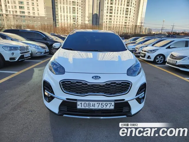 Kia Sportage 2021 — photo 1