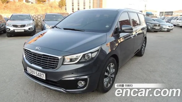 Kia Canival 2018 — photo 1