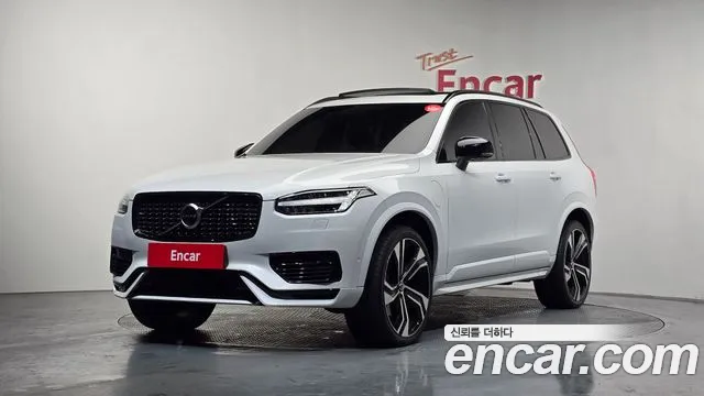 Volvo XC90 2021 — photo 1