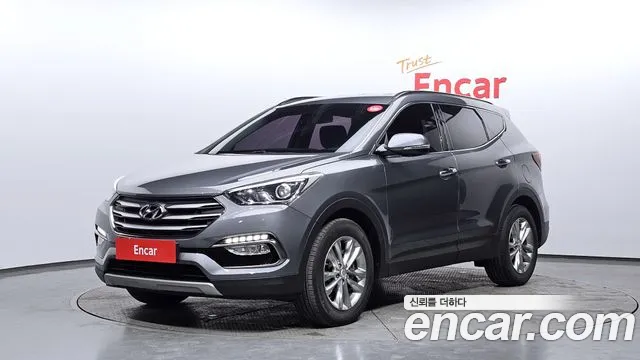 Hyundai Santafe 2016 — photo 1