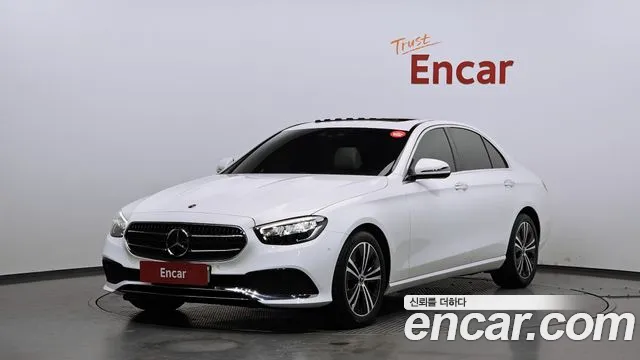 Mercedes-Benz E-Class 2021 — photo 1