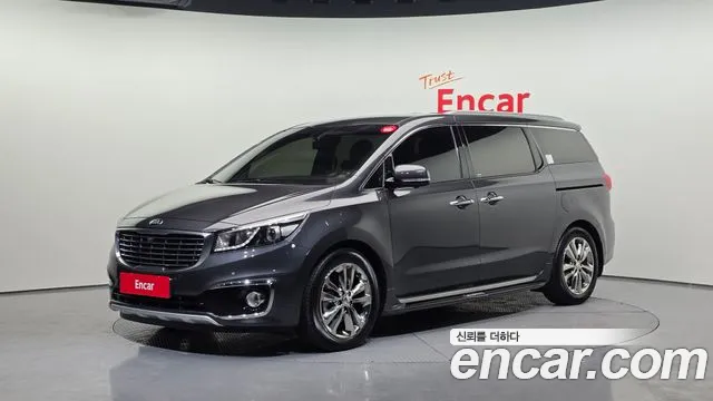Kia Canival 2016 — photo 1