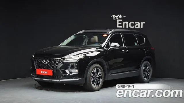 Hyundai Santafe 2019 — photo 1