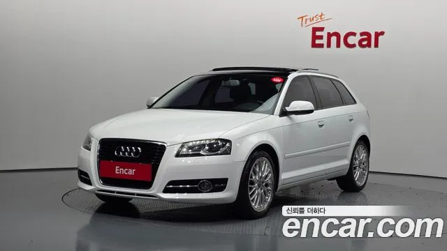 Audi A3 2012 — photo 1