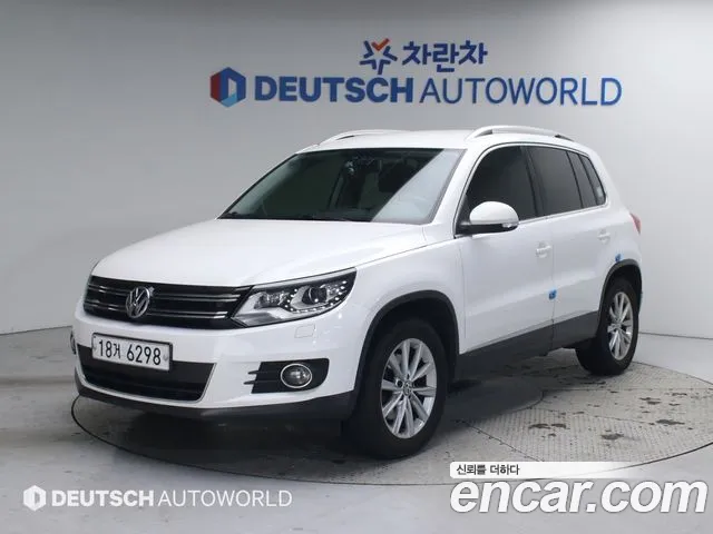 Volkswagen Tiguan 2012 — photo 1