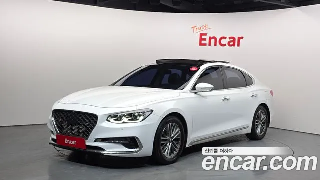 Hyundai Grandeur 2018 — photo 1