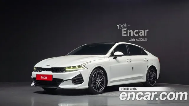 Kia K5 2020 — photo 1