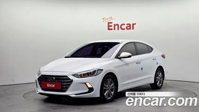 Hyundai AVANTE 2016 — photo 1