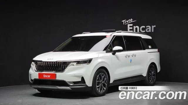 Kia Canival 2022 — photo 1