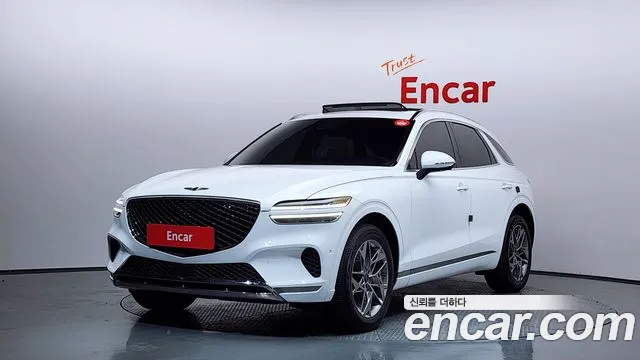 Genesis GV70 2022 — photo 1