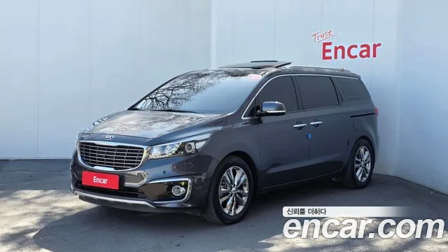 Kia Canival 2018 — photo 1