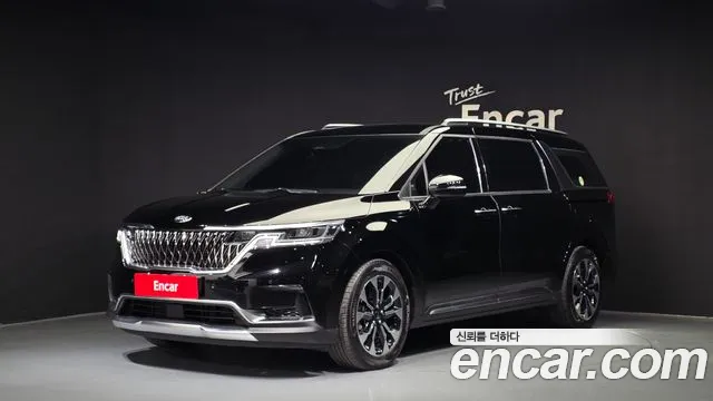 Kia Canival 2021 — photo 1