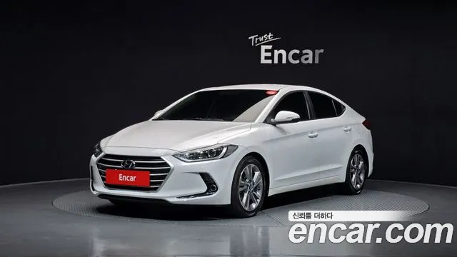 Hyundai AVANTE 2018 — photo 1