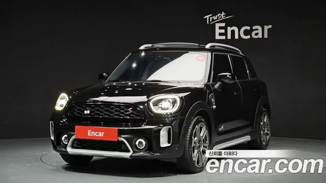 Mini Countryman 2021 — photo 1
