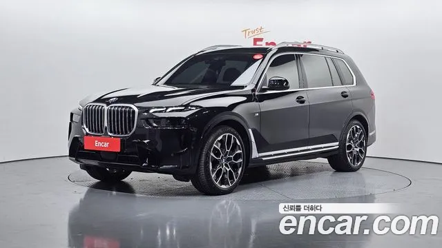 BMW X7 2025 — photo 1