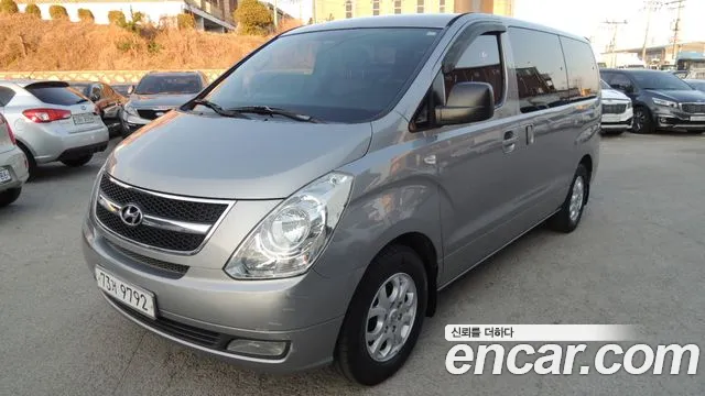 Hyundai Starex 2014 — photo 1