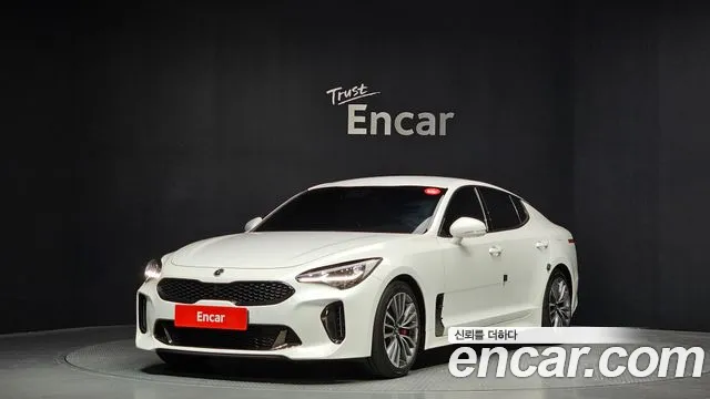 Kia Stinger 2018 — photo 1