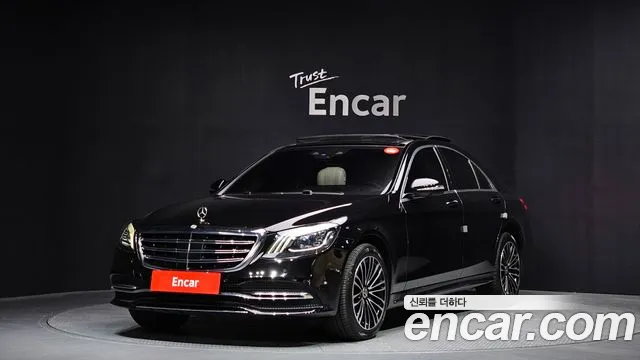 Mercedes-Benz S-Class 2019 — photo 1