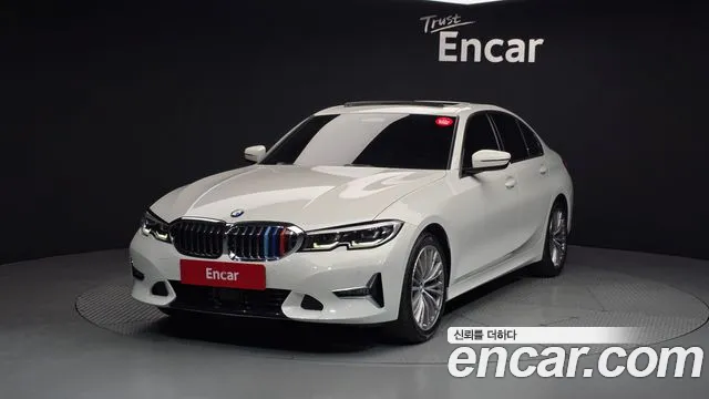 BMW 3-Series 2022 — photo 1