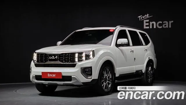 Kia Mohave 2023 — photo 1
