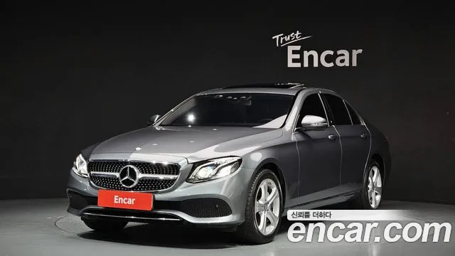 Mercedes-Benz E-Class 2017 — photo 1