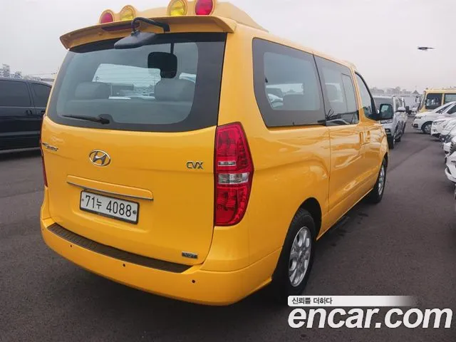 Hyundai Starex 2014 — photo 1