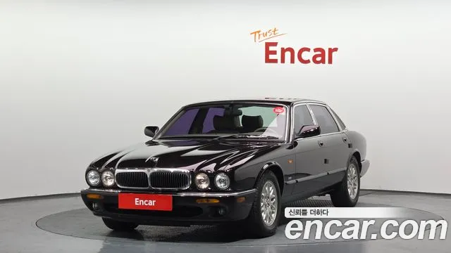 Jaguar XJ-8 2000 — photo 1