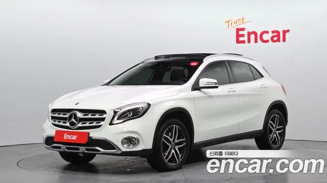 Mercedes-Benz GLA-Class 2019 — photo 1