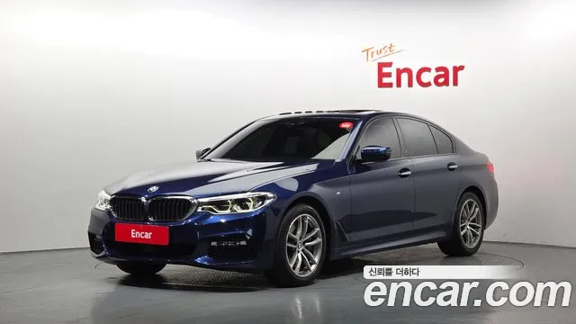BMW 5-Series 2017 — photo 1
