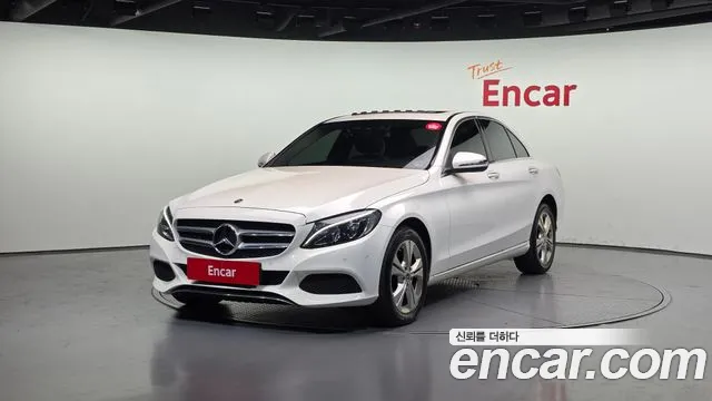 Mercedes-Benz C-Class 2018 — photo 1