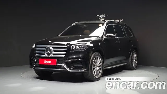 Mercedes-Benz GLS-Class 2025 — photo 1