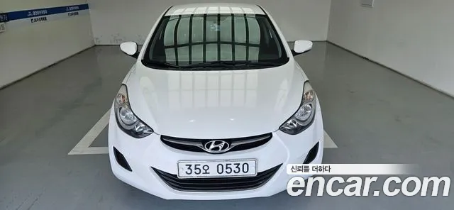 Hyundai AVANTE 2012 — photo 1
