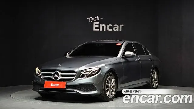 Mercedes-Benz E-Class 2019 — photo 1