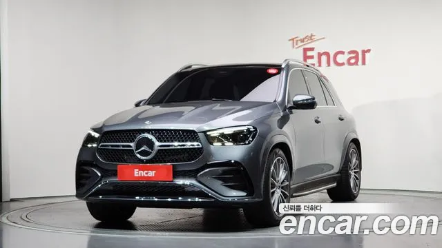 Mercedes-Benz GLE-Class 2025 — photo 1