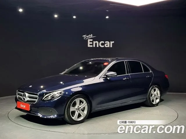 Mercedes-Benz E-Class 2018 — photo 1