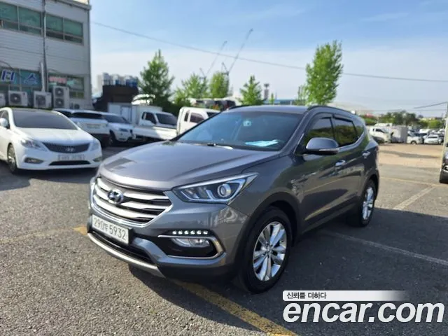 Hyundai Santafe 2017 — photo 1
