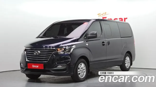 Hyundai Starex 2021 — photo 1