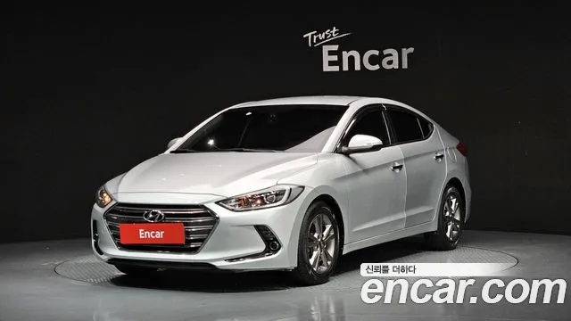 Hyundai AVANTE 2016 — photo 1