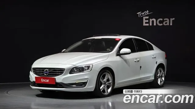 Volvo S60 2016 — photo 1