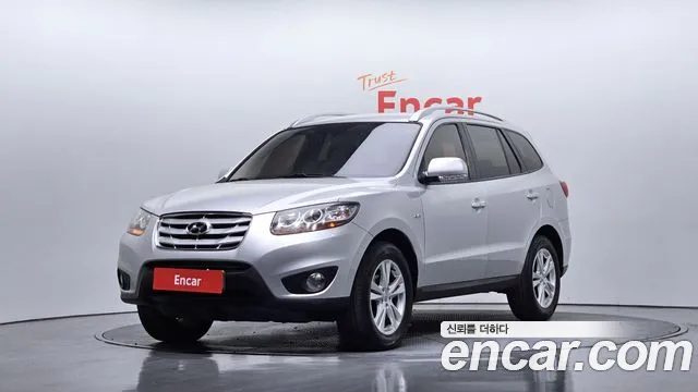 Hyundai Santafe 2011 — photo 1
