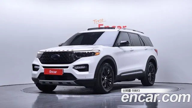 Ford Explorer 2020 — photo 1
