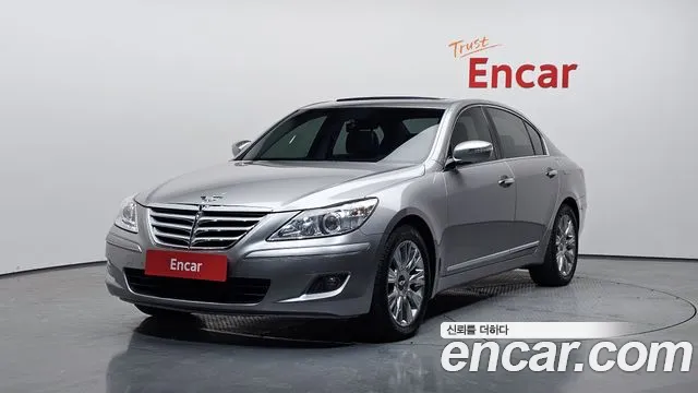 Hyundai Genesis 2010 — photo 1