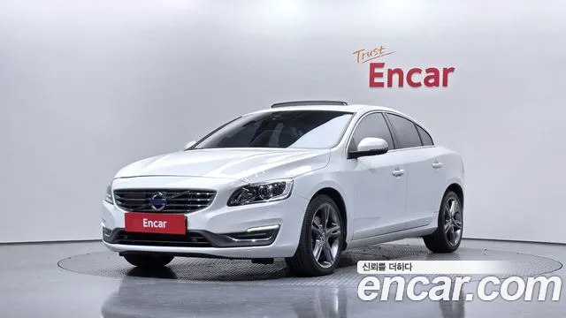 Volvo S60 2017 — photo 1