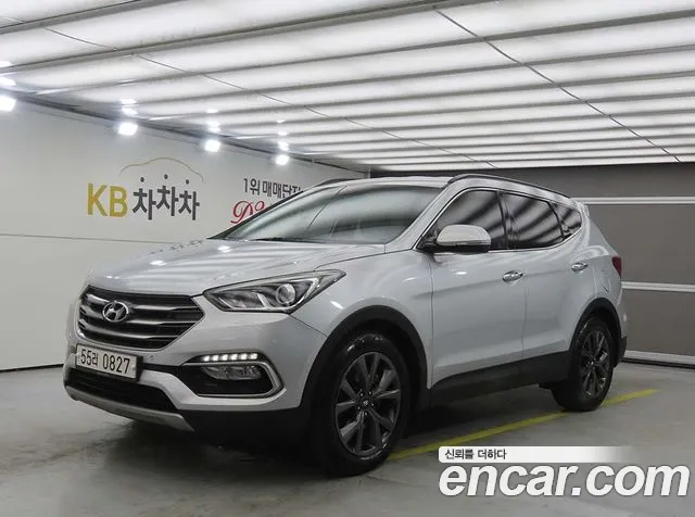 Hyundai Santafe 2016 — photo 1