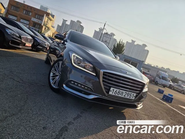 Genesis G80 2018 — photo 1
