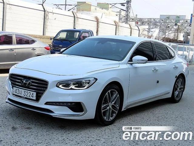 Hyundai Grandeur 2019 — photo 1