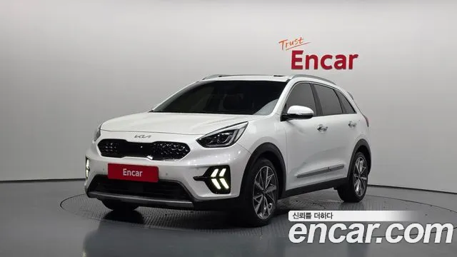Kia Niro 2022 — photo 1